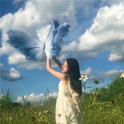 圈内顶流被曝离婚传闻疯传，前后半年品牌官方画面流出
